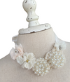 Vintage Flower Necklace {CREAM}